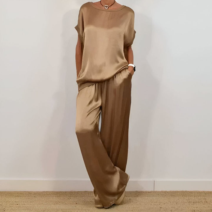 Ximena | Elegantní dvoudílný komplet s lichotivým střihem